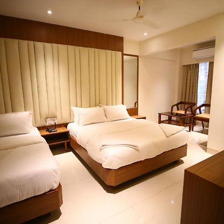 Hotel Dream Residency นาวีมุมไบ ภายนอก รูปภาพ
